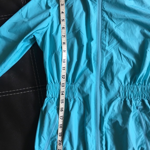 Turquoise Merrell windbreaker size XS - Picture 10 of 12